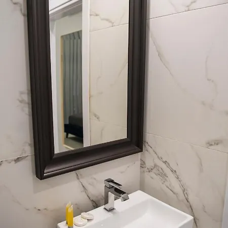 Skin Suites-luxury Living Apartment